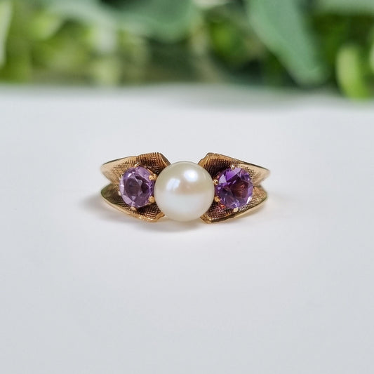 Vintage 9ct Yellow Gold Pearl and Amethyst Ring